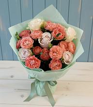 Букет цветов из:  Розы в Павлово Нижегородской области