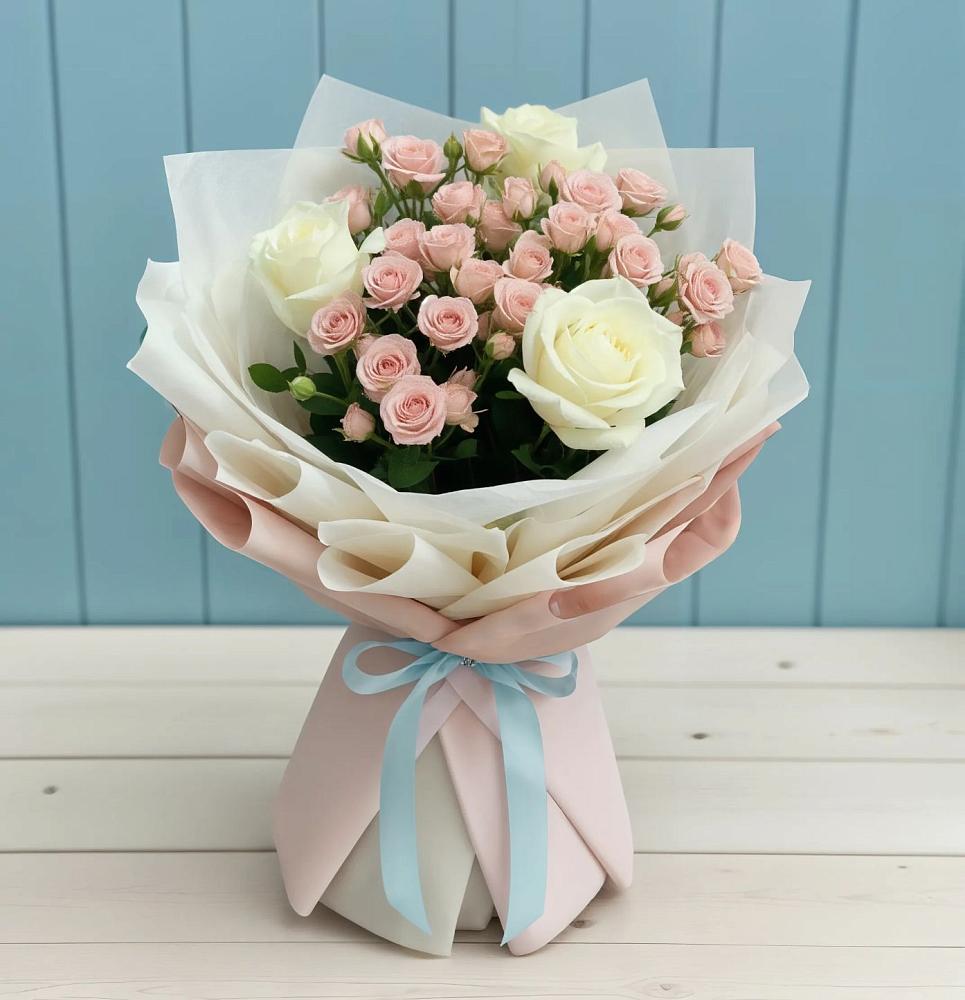 Букет цветов из: Розы в Павлово Нижегородской области